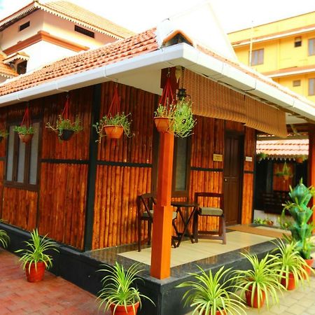 Guruvayur Heritage By Nexstay Ngoại thất bức ảnh