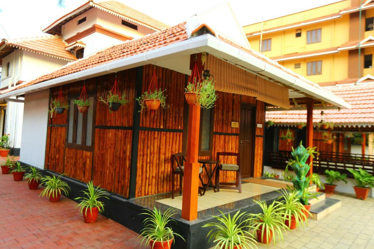 Guruvayur Heritage By Nexstay Ngoại thất bức ảnh